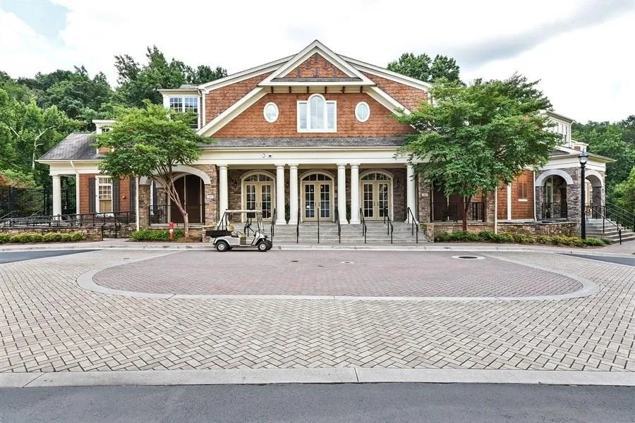 902 River Vista Drive Unit 902, Atlanta, Georgia 30339, 4 Bedrooms Bedrooms, ,4 BathroomsBathrooms,Residential,Sold,902 River Vista Drive Unit 902,6054753