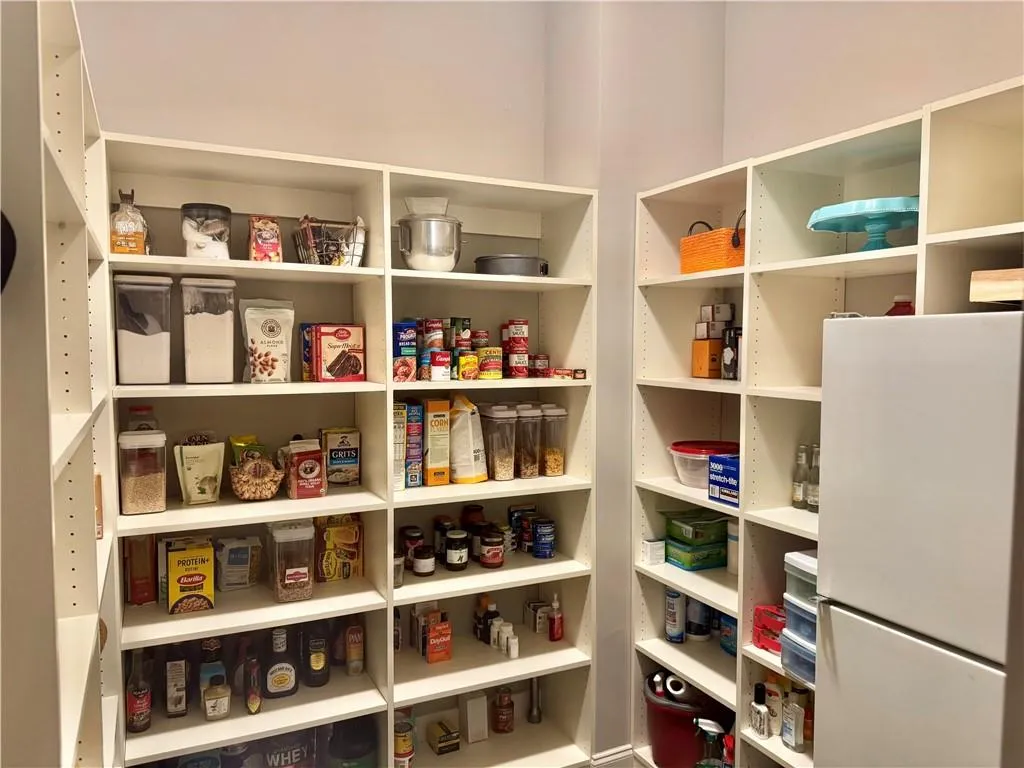 Walk-in pantry