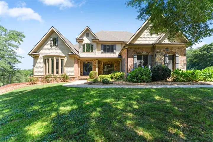 6077 Green Tree Lane, Gainesville, Georgia 30506