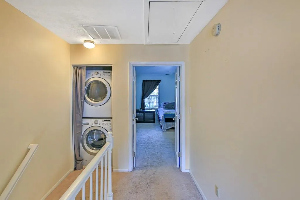 204 Wedgewood Way, Sandy Springs, Georgia 30350, 2 Bedrooms Bedrooms, ,2 BathroomsBathrooms,Residential,Sold,204 Wedgewood Way,6534806