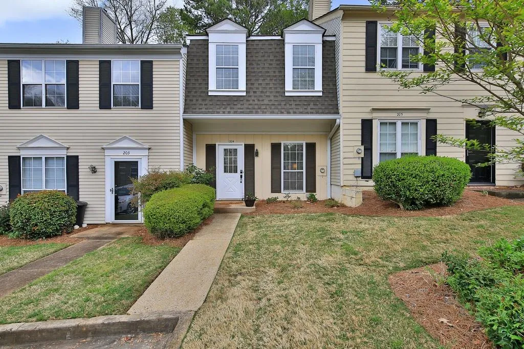 204 Wedgewood Way, Sandy Springs, Georgia 30350, 2 Bedrooms Bedrooms, ,2 BathroomsBathrooms,Residential,Sold,204 Wedgewood Way,6534806