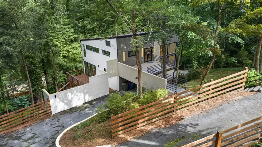 1153 Dawn View Lane Nw, Atlanta, Georgia 30327