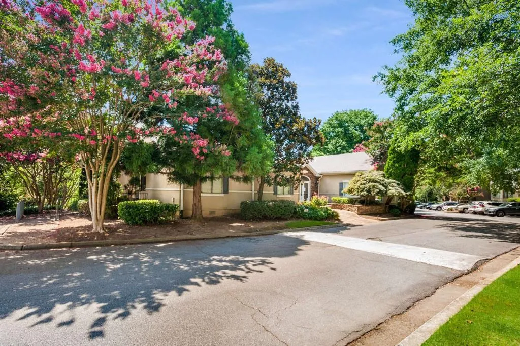 1205 Wingate Way, Sandy Springs, Georgia 30350, 2 Bedrooms Bedrooms, ,2 BathroomsBathrooms,Residential,Sold,1205 Wingate Way,7091669