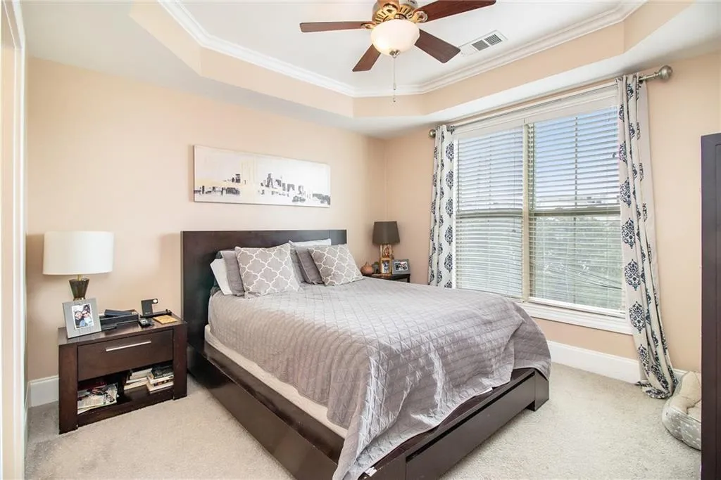 325 Le Gran Bend, Atlanta, Georgia 30328, 2 Bedrooms Bedrooms, ,2 BathroomsBathrooms,Residential,Sold,325 Le Gran Bend,6924029