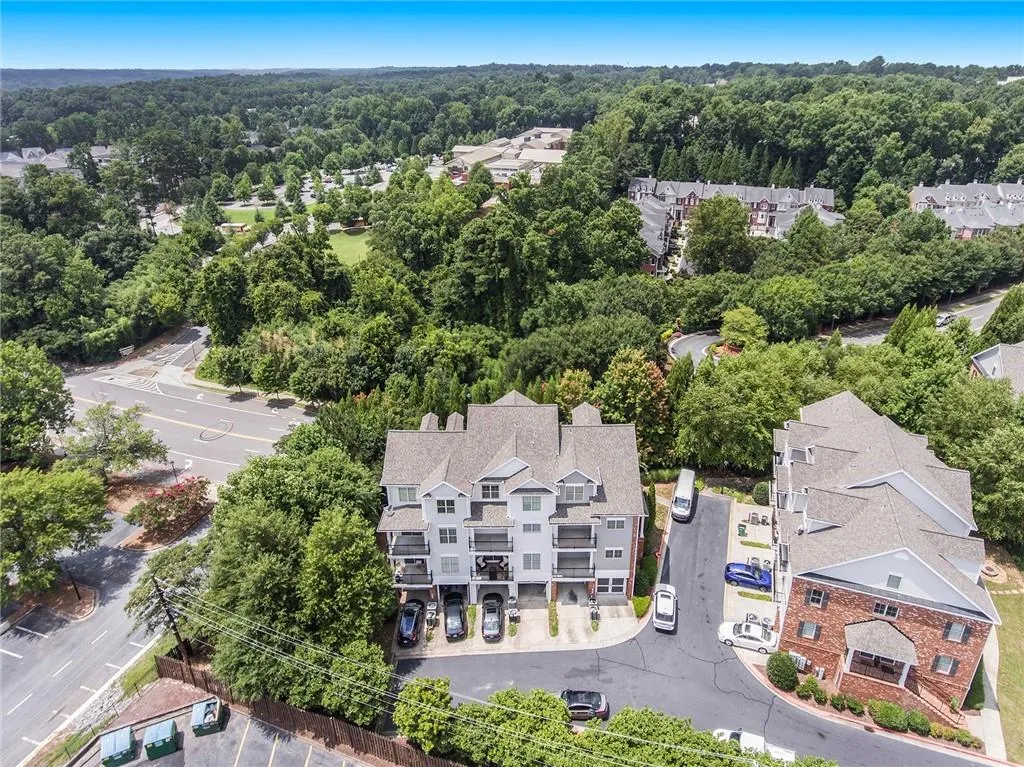 325 Le Gran Bend, Atlanta, Georgia 30328, 2 Bedrooms Bedrooms, ,2 BathroomsBathrooms,Residential,Sold,325 Le Gran Bend,6924029