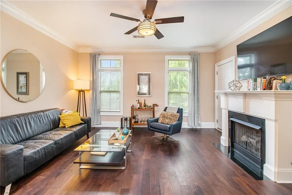 325 Le Gran Bend, Atlanta, Georgia 30328, 2 Bedrooms Bedrooms, ,2 BathroomsBathrooms,Residential,Sold,325 Le Gran Bend,6924029