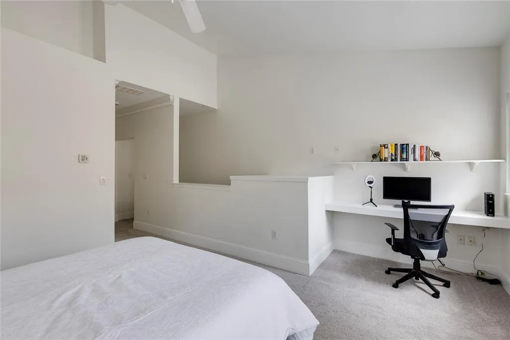 1175 Glenridge Place, Atlanta, Georgia 30342, 2 Bedrooms Bedrooms, ,1 BathroomBathrooms,Residential,Sold,1175 Glenridge Place,7537737