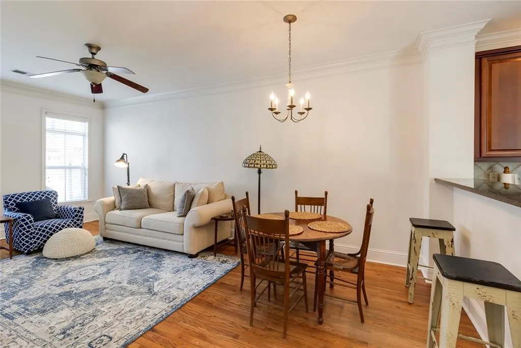 1175 Glenridge Place, Atlanta, Georgia 30342, 2 Bedrooms Bedrooms, ,1 BathroomBathrooms,Residential,Sold,1175 Glenridge Place,7537737
