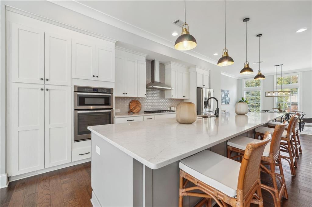 6377 Radiant Trace, Sandy Springs, Georgia 30328, 3 Bedrooms Bedrooms, ,4 BathroomsBathrooms,Residential,Sold,6377 Radiant Trace,7283851