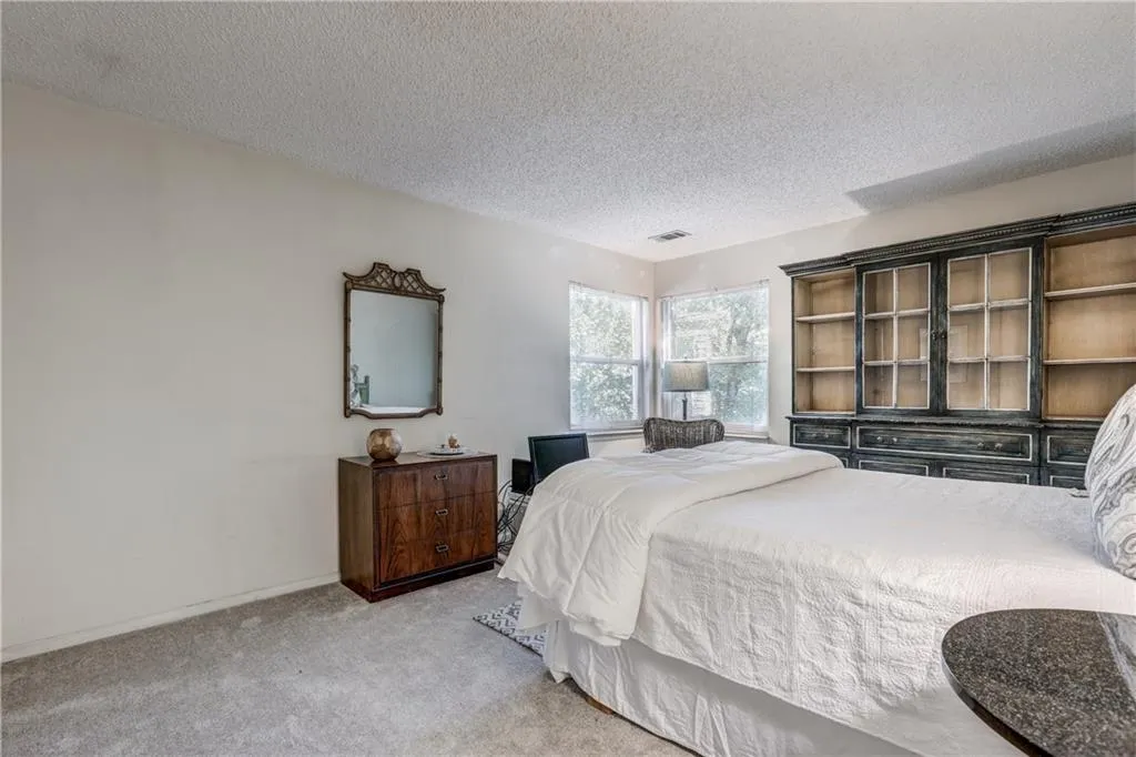 11 Dunwoody Springs Drive Unit 11, Sandy Springs, Georgia 30328, 3 Bedrooms Bedrooms, ,2 BathroomsBathrooms,Residential,Sold,11 Dunwoody Springs Drive Unit 11,6079486