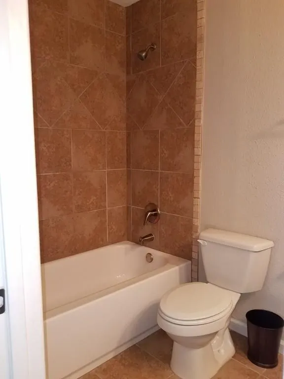225 Winding River Drive Unit D, Sandy Springs, Georgia 30350, 2 Bedrooms Bedrooms, ,2 BathroomsBathrooms,Residential,Sold,225 Winding River Drive Unit D,6112114
