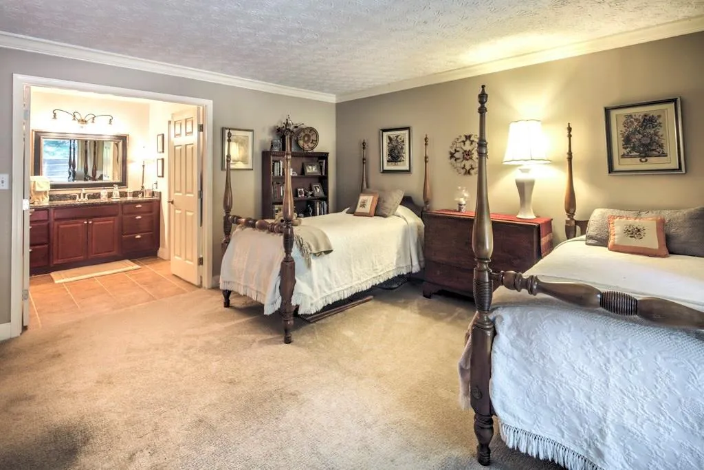 100 Bransford Road, Sandy Springs, Georgia 30342, 4 Bedrooms Bedrooms, ,3 BathroomsBathrooms,Residential,Sold,100 Bransford Road,5871000