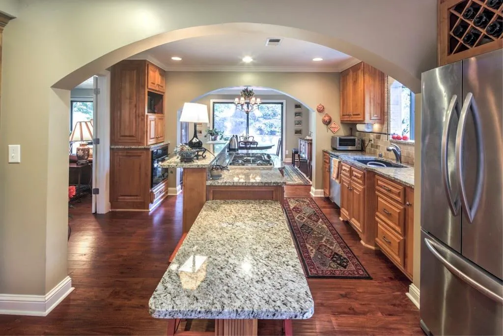 100 Bransford Road, Sandy Springs, Georgia 30342, 4 Bedrooms Bedrooms, ,3 BathroomsBathrooms,Residential,Sold,100 Bransford Road,5871000