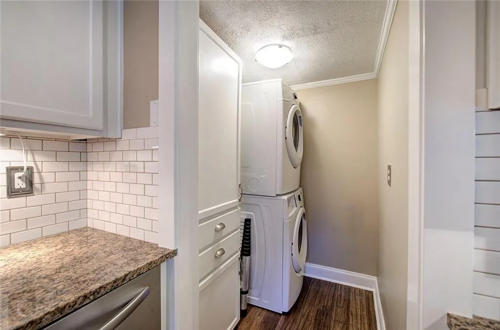 3200 Seven Pines Court Unit 108, Atlanta, Georgia 30339, 3 Bedrooms Bedrooms, 0 ,2 BathroomsBathrooms,Residential,For Sale,3200 Seven Pines Court Unit 108,7813048