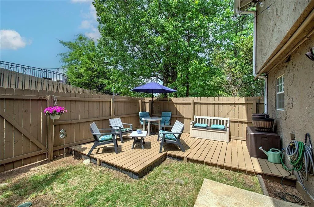 3200 Seven Pines Court Unit 108, Atlanta, Georgia 30339, 3 Bedrooms Bedrooms, 0 ,2 BathroomsBathrooms,Residential,For Sale,3200 Seven Pines Court Unit 108,7813048