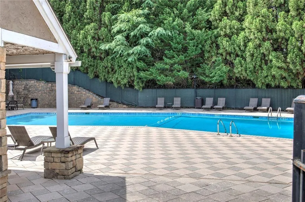 3200 Seven Pines Court Unit 108, Atlanta, Georgia 30339, 3 Bedrooms Bedrooms, 0 ,2 BathroomsBathrooms,Residential,For Sale,3200 Seven Pines Court Unit 108,7813048