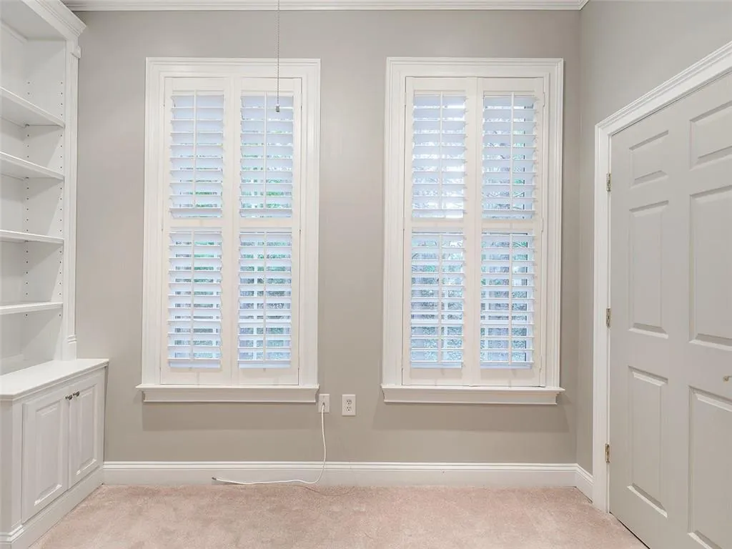 5415 Northland Drive Unit 103, Atlanta, Georgia 30342, 2 Bedrooms Bedrooms, ,2 BathroomsBathrooms,Residential,Sold,5415 Northland Drive Unit 103,6870212