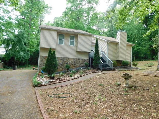 8805 Willow Creek Court, Douglasville, Georgia 30135