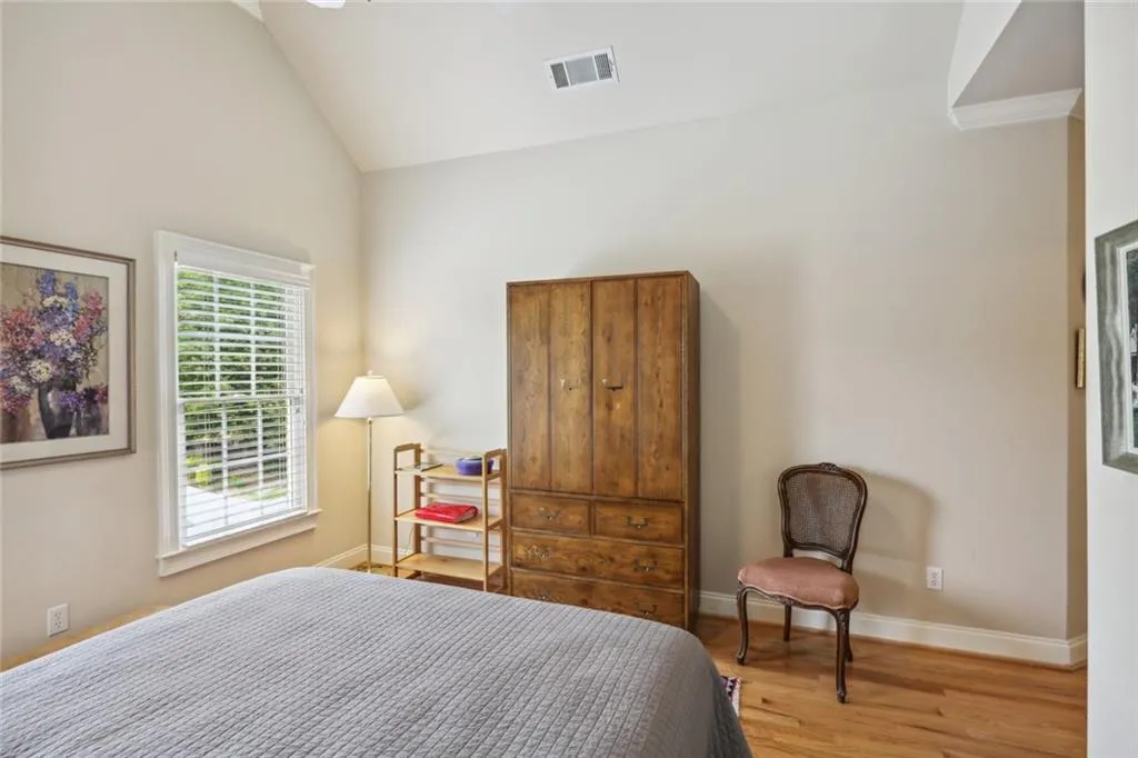 69 W Belle Isle Road, Atlanta, Georgia 30342, 3 Bedrooms Bedrooms, ,3 BathroomsBathrooms,Residential,Sold,69 W Belle Isle Road,7057327