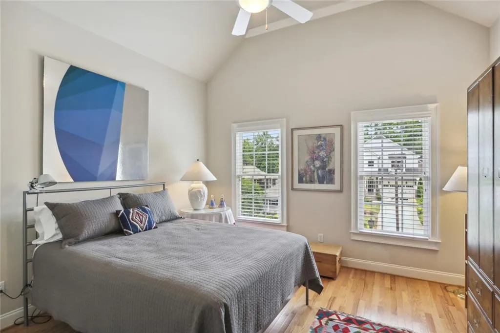 69 W Belle Isle Road, Atlanta, Georgia 30342, 3 Bedrooms Bedrooms, ,3 BathroomsBathrooms,Residential,Sold,69 W Belle Isle Road,7057327