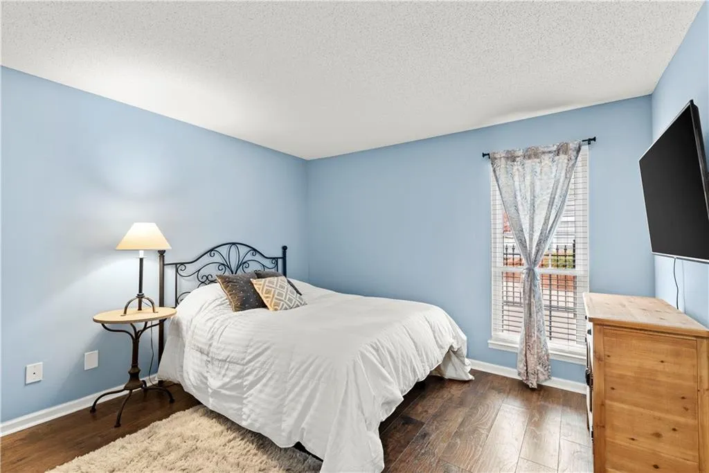 102 Granville Court, Atlanta, Georgia 30328, 1 Bedroom Bedrooms, ,1 BathroomBathrooms,Residential,Sold,102 Granville Court,7029719