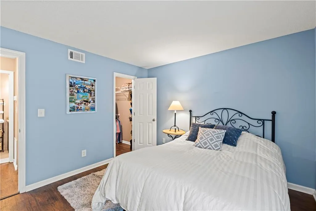 102 Granville Court, Atlanta, Georgia 30328, 1 Bedroom Bedrooms, ,1 BathroomBathrooms,Residential,Sold,102 Granville Court,7029719