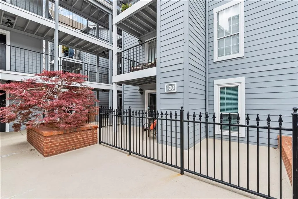 102 Granville Court, Atlanta, Georgia 30328, 1 Bedroom Bedrooms, ,1 BathroomBathrooms,Residential,Sold,102 Granville Court,7029719