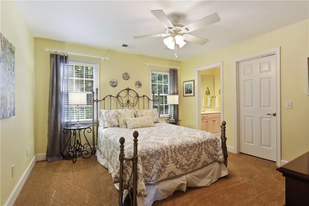 125 Grantley Court, Sandy Springs, Georgia 30350, 6 Bedrooms Bedrooms, ,5 BathroomsBathrooms,Residential,Sold,125 Grantley Court,6084517