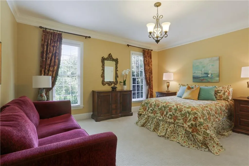 125 Grantley Court, Sandy Springs, Georgia 30350, 6 Bedrooms Bedrooms, ,5 BathroomsBathrooms,Residential,Sold,125 Grantley Court,6084517