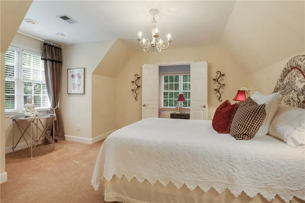 125 Grantley Court, Sandy Springs, Georgia 30350, 6 Bedrooms Bedrooms, ,5 BathroomsBathrooms,Residential,Sold,125 Grantley Court,6084517