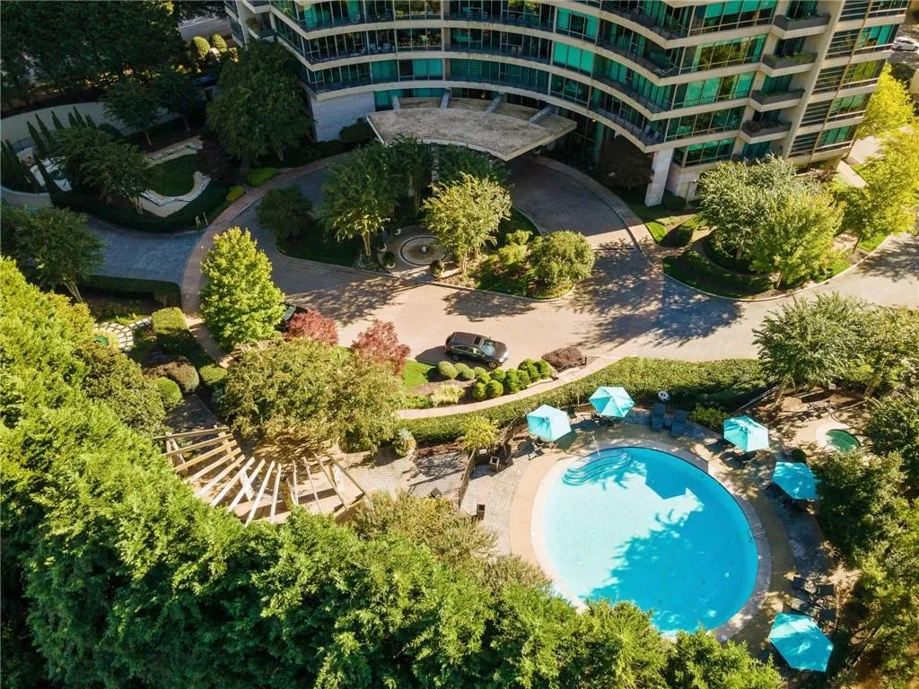 700 Park Regency Place Ne Unit 1407, Atlanta, Georgia 30326, 2 Bedrooms Bedrooms, ,2 BathroomsBathrooms,Residential,For Sale,700 Park Regency Place Ne Unit 1407,7572221