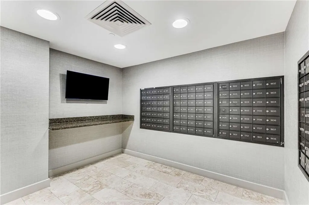 700 Park Regency Place Ne Unit 1407, Atlanta, Georgia 30326, 2 Bedrooms Bedrooms, ,2 BathroomsBathrooms,Residential,For Sale,700 Park Regency Place Ne Unit 1407,7572221