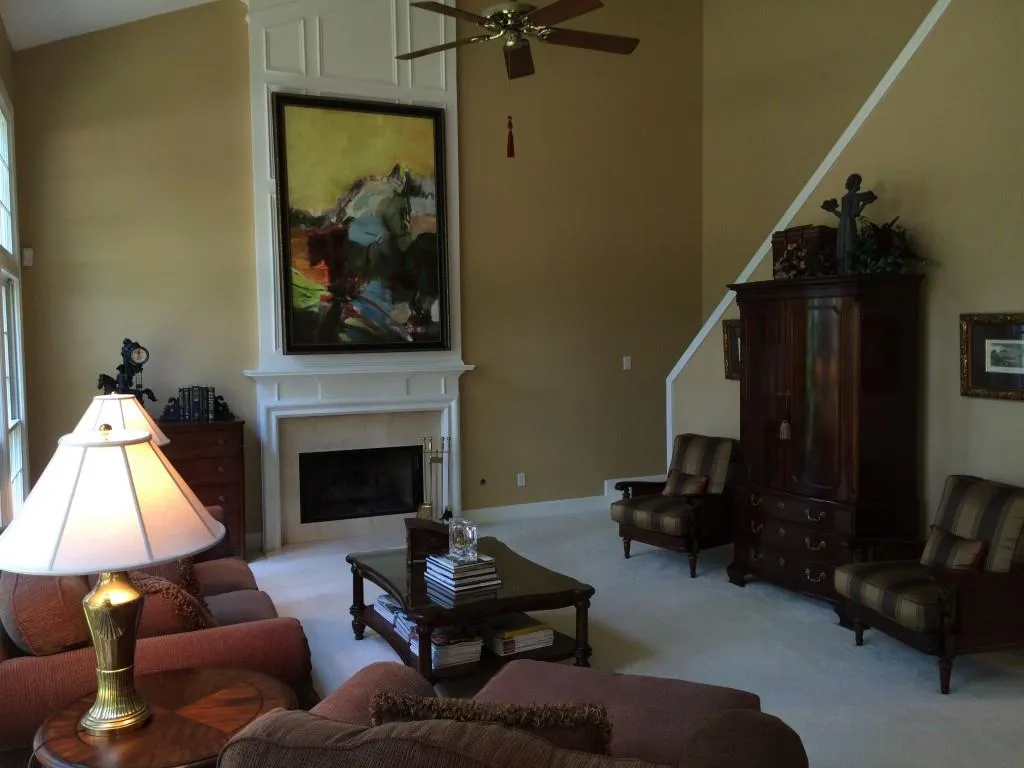 600 Glenridge Close, Sandy Springs, Georgia 30328, 4 Bedrooms Bedrooms, ,2 BathroomsBathrooms,Residential,Sold,600 Glenridge Close,5578853