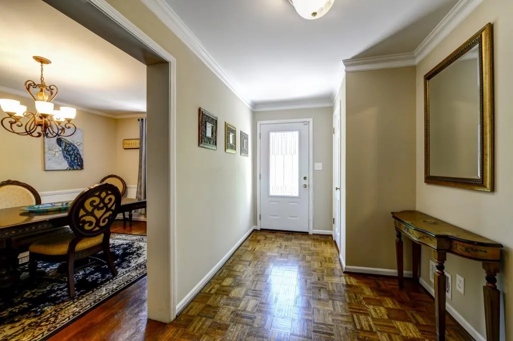 6755 Brandon Mill Road, Sandy Springs, Georgia 30328, 4 Bedrooms Bedrooms, ,3 BathroomsBathrooms,Residential,Sold,6755 Brandon Mill Road,5624061