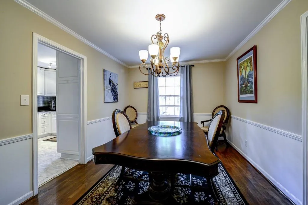 6755 Brandon Mill Road, Sandy Springs, Georgia 30328, 4 Bedrooms Bedrooms, ,3 BathroomsBathrooms,Residential,Sold,6755 Brandon Mill Road,5624061