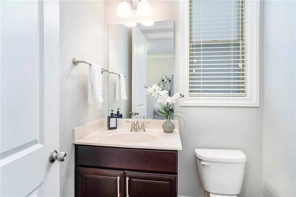 7615 Glisten Avenue, Atlanta, Georgia 30328, 5 Bedrooms Bedrooms, ,3 BathroomsBathrooms,Residential,Sold,7615 Glisten Avenue,6784772