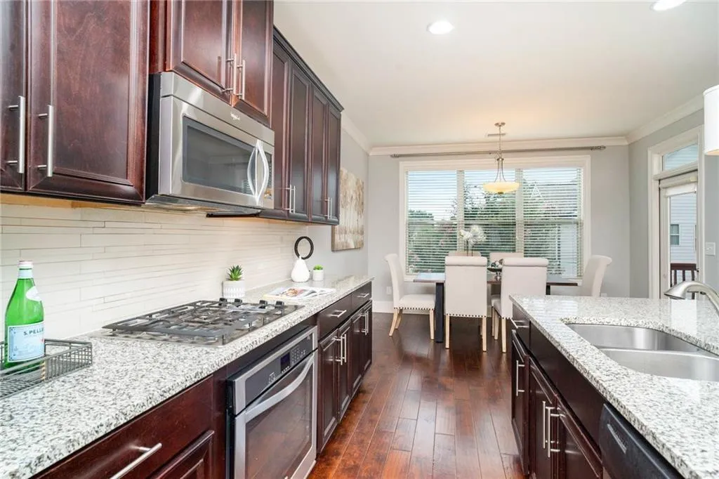 7615 Glisten Avenue, Atlanta, Georgia 30328, 5 Bedrooms Bedrooms, ,3 BathroomsBathrooms,Residential,Sold,7615 Glisten Avenue,6784772