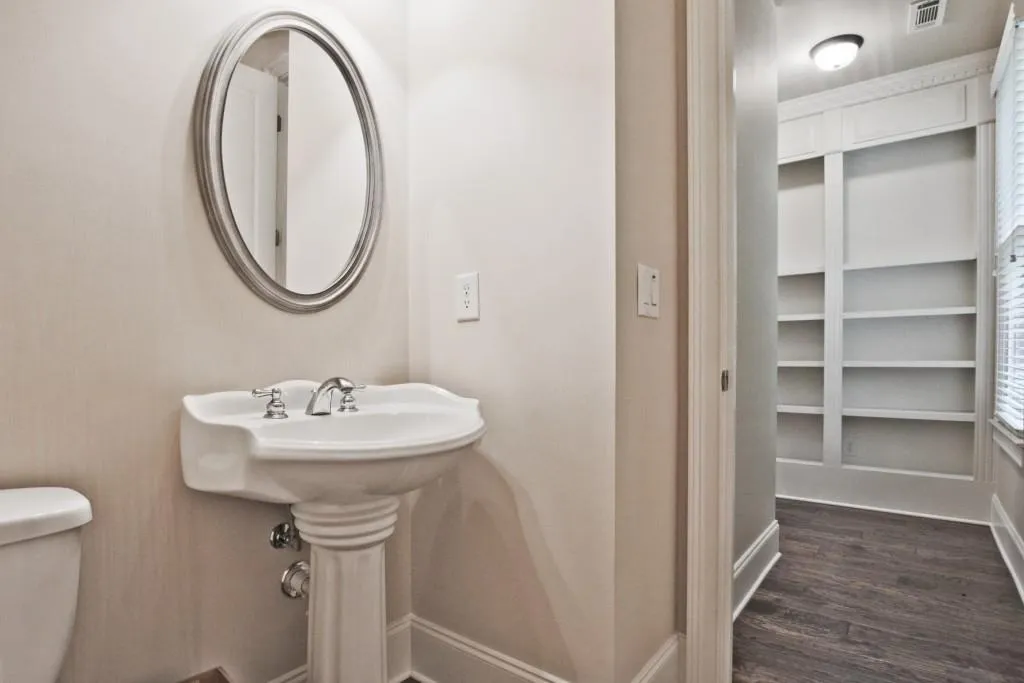 306 Mount Vernon Cove, Sandy Springs, Georgia 30328, 4 Bedrooms Bedrooms, ,4 BathroomsBathrooms,Residential,Sold,306 Mount Vernon Cove,6528718