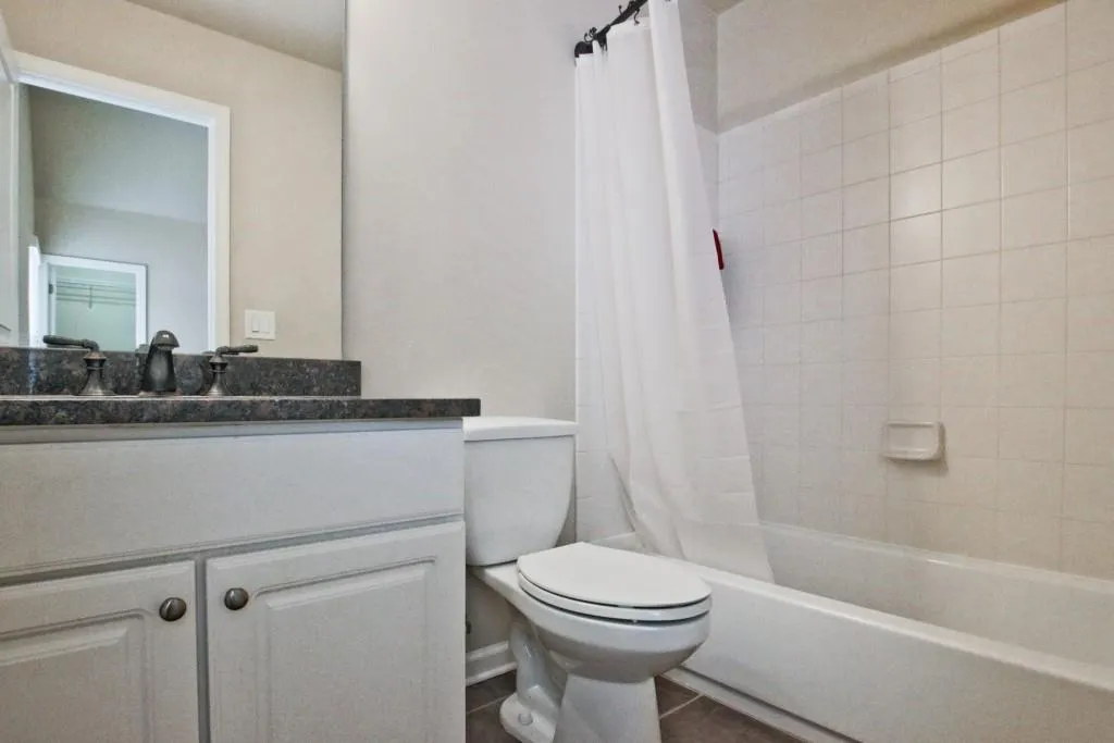 306 Mount Vernon Cove, Sandy Springs, Georgia 30328, 4 Bedrooms Bedrooms, ,4 BathroomsBathrooms,Residential,Sold,306 Mount Vernon Cove,6528718