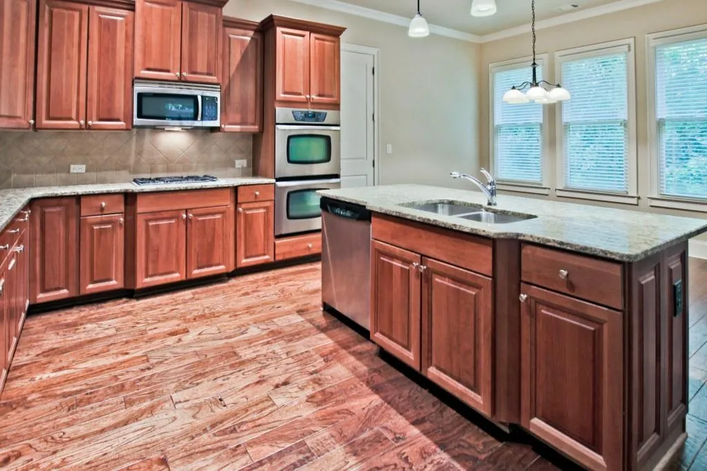 306 Mount Vernon Cove, Sandy Springs, Georgia 30328, 4 Bedrooms Bedrooms, ,4 BathroomsBathrooms,Residential,Sold,306 Mount Vernon Cove,6528718