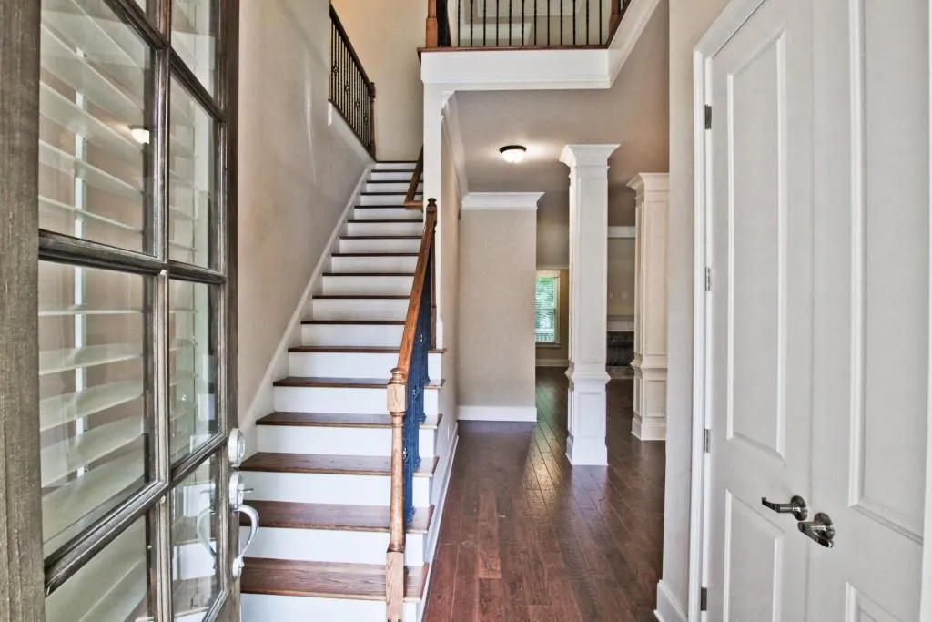 306 Mount Vernon Cove, Sandy Springs, Georgia 30328, 4 Bedrooms Bedrooms, ,4 BathroomsBathrooms,Residential,Sold,306 Mount Vernon Cove,6528718