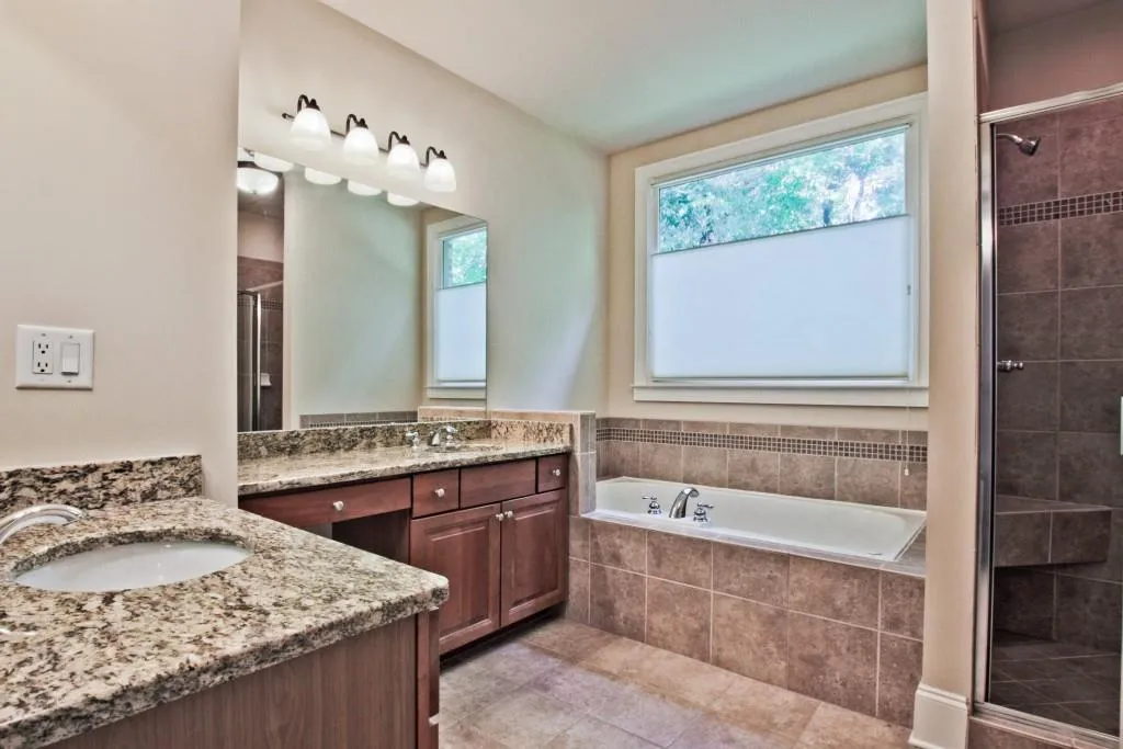 306 Mount Vernon Cove, Sandy Springs, Georgia 30328, 4 Bedrooms Bedrooms, ,4 BathroomsBathrooms,Residential,Sold,306 Mount Vernon Cove,6528718