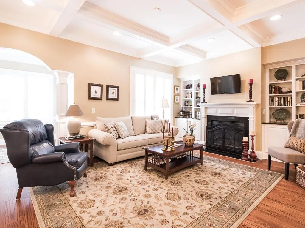 613 Riverlawn Court, Atlanta, Georgia 30339, 3 Bedrooms Bedrooms, ,3 BathroomsBathrooms,Residential,Sold,613 Riverlawn Court,5674427