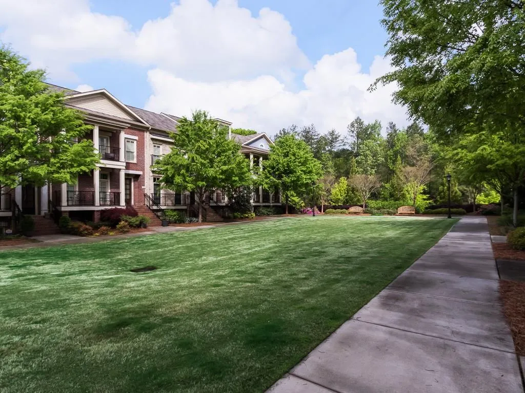 613 Riverlawn Court, Atlanta, Georgia 30339, 3 Bedrooms Bedrooms, ,3 BathroomsBathrooms,Residential,Sold,613 Riverlawn Court,5674427