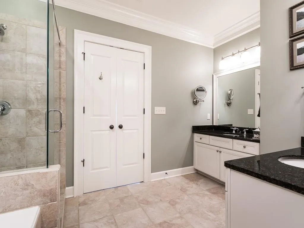 613 Riverlawn Court, Atlanta, Georgia 30339, 3 Bedrooms Bedrooms, ,3 BathroomsBathrooms,Residential,Sold,613 Riverlawn Court,5674427