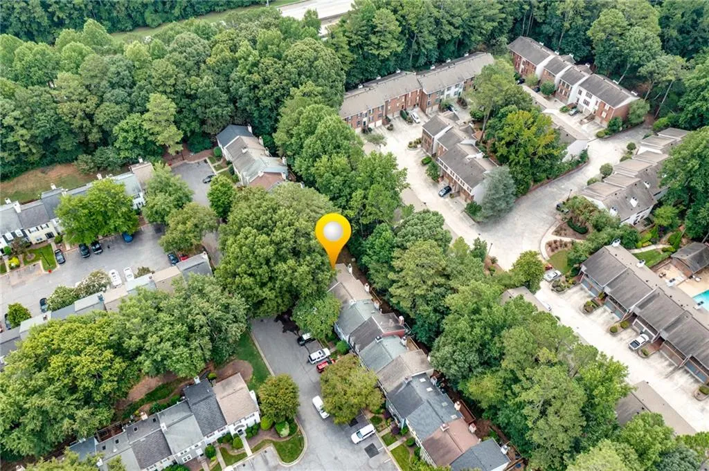 610 Wedgewood Way, Sandy Springs, Georgia 30350, 2 Bedrooms Bedrooms, ,2 BathroomsBathrooms,Residential,Sold,610 Wedgewood Way,7095309