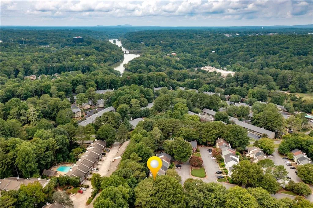610 Wedgewood Way, Sandy Springs, Georgia 30350, 2 Bedrooms Bedrooms, ,2 BathroomsBathrooms,Residential,Sold,610 Wedgewood Way,7095309