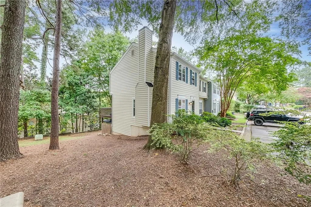 610 Wedgewood Way, Sandy Springs, Georgia 30350, 2 Bedrooms Bedrooms, ,2 BathroomsBathrooms,Residential,Sold,610 Wedgewood Way,7095309