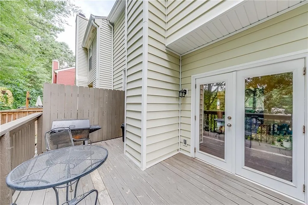 610 Wedgewood Way, Sandy Springs, Georgia 30350, 2 Bedrooms Bedrooms, ,2 BathroomsBathrooms,Residential,Sold,610 Wedgewood Way,7095309