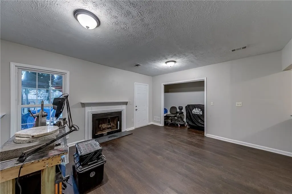 610 Wedgewood Way, Sandy Springs, Georgia 30350, 2 Bedrooms Bedrooms, ,2 BathroomsBathrooms,Residential,Sold,610 Wedgewood Way,7095309